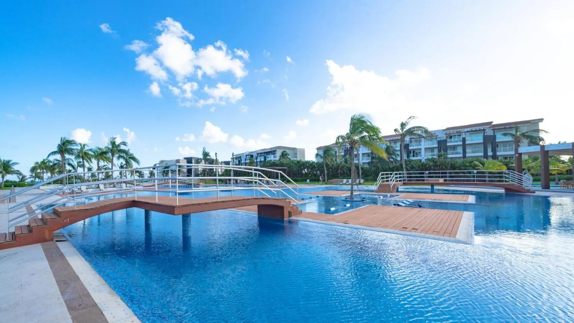 Luxury 2 Bedroom Condo With Tub & Infinity Pool - Beach Side At Mareazul - Sirenita G contacts